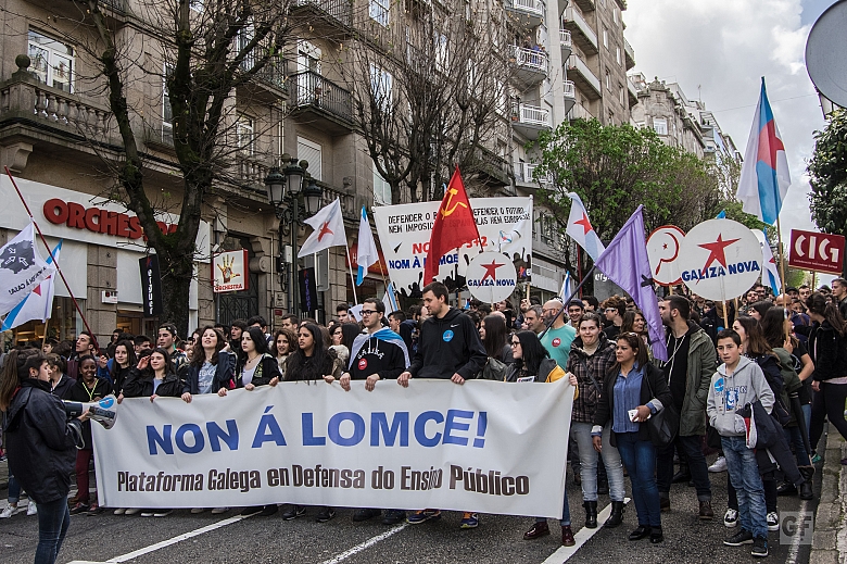 2016 04 13 ManifestacionEstudantil_Vigo_00.jpg